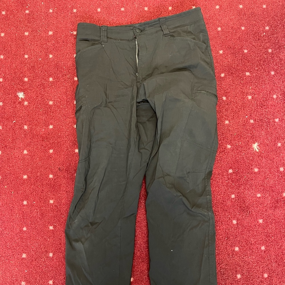 Black Slick Wrangler Pants, Comfortable, Large Pockets, 32x32 Size